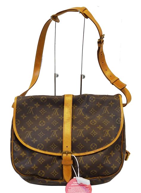 louis vuitton monogram saumur 35.